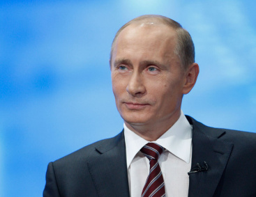 Сколько процентов россиян проголосовали бы за Путина снова?
